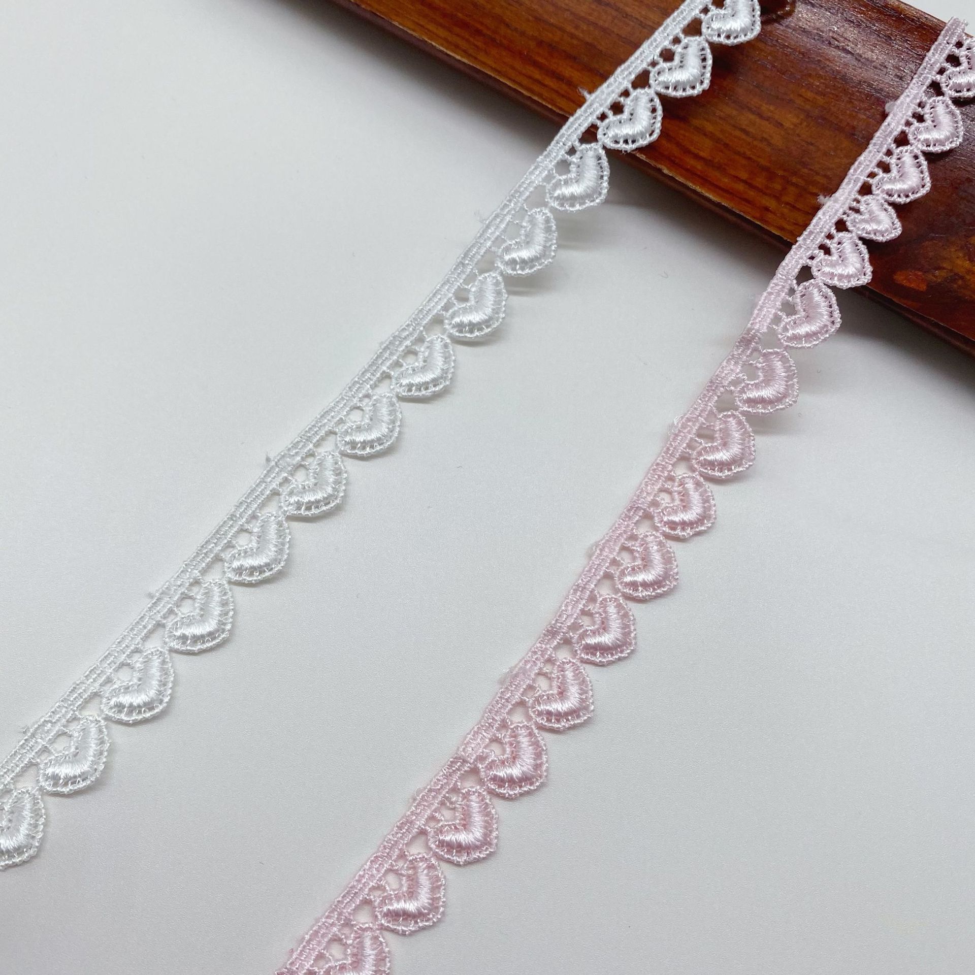 4Yards Embroidered Multicolor  - đánh giá và giá Lace Ribbon Trim