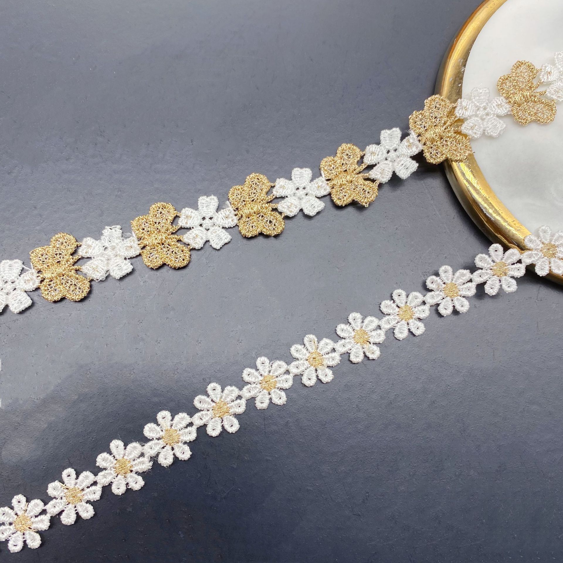 Hollow Embroidery Two-color Sm - đánh giá và giá Lace Ribbon Trim