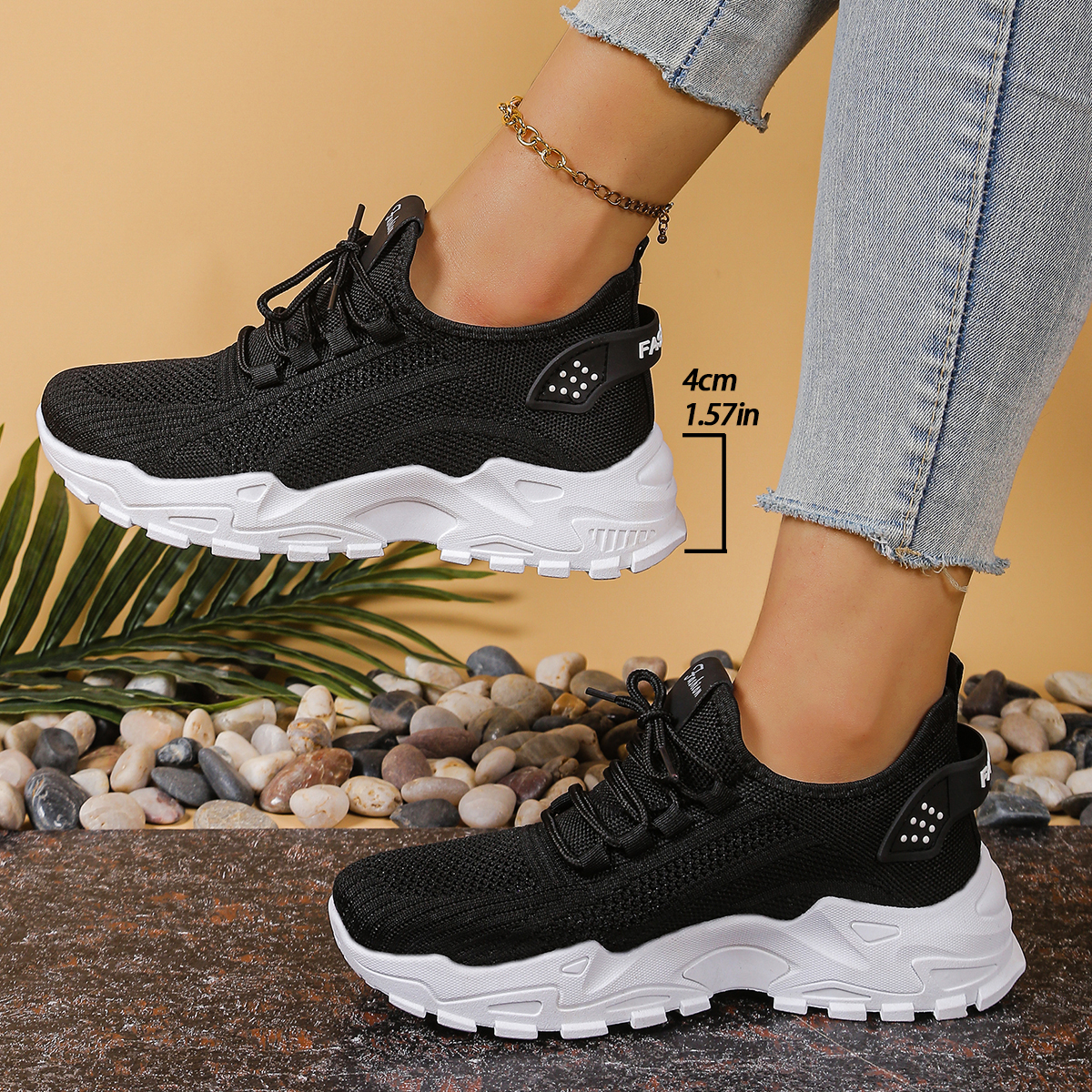 Women's sports shoes 2026，Brea - đánh giá và giá Guipure Lace Panel