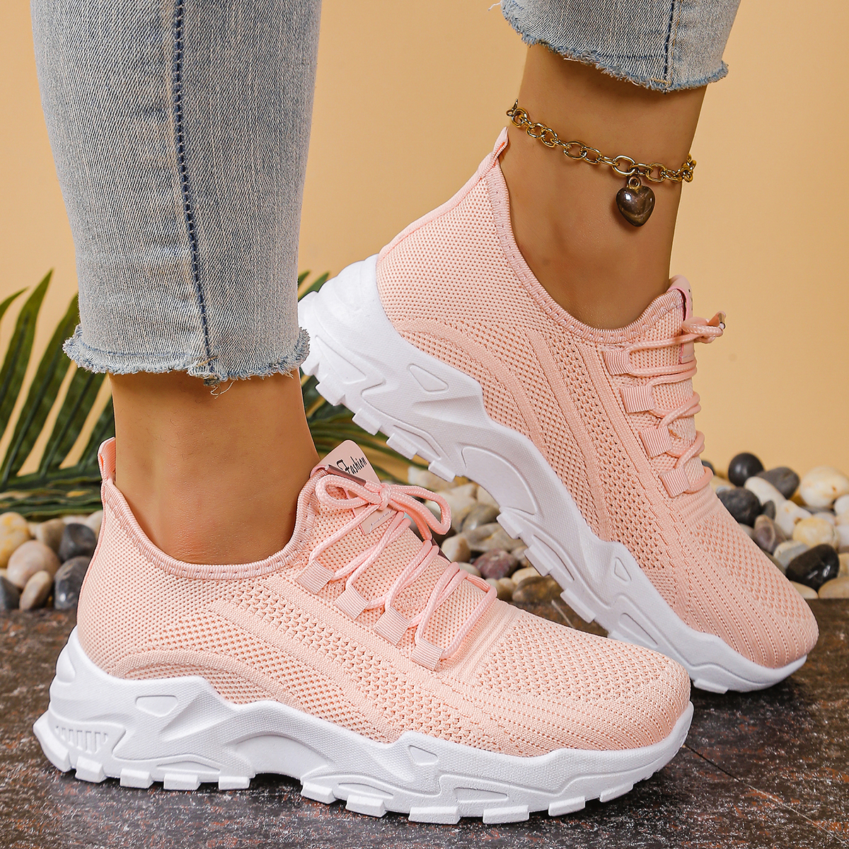 Women's sports shoes 2026，Brea - đánh giá và giá Guipure Lace Panel