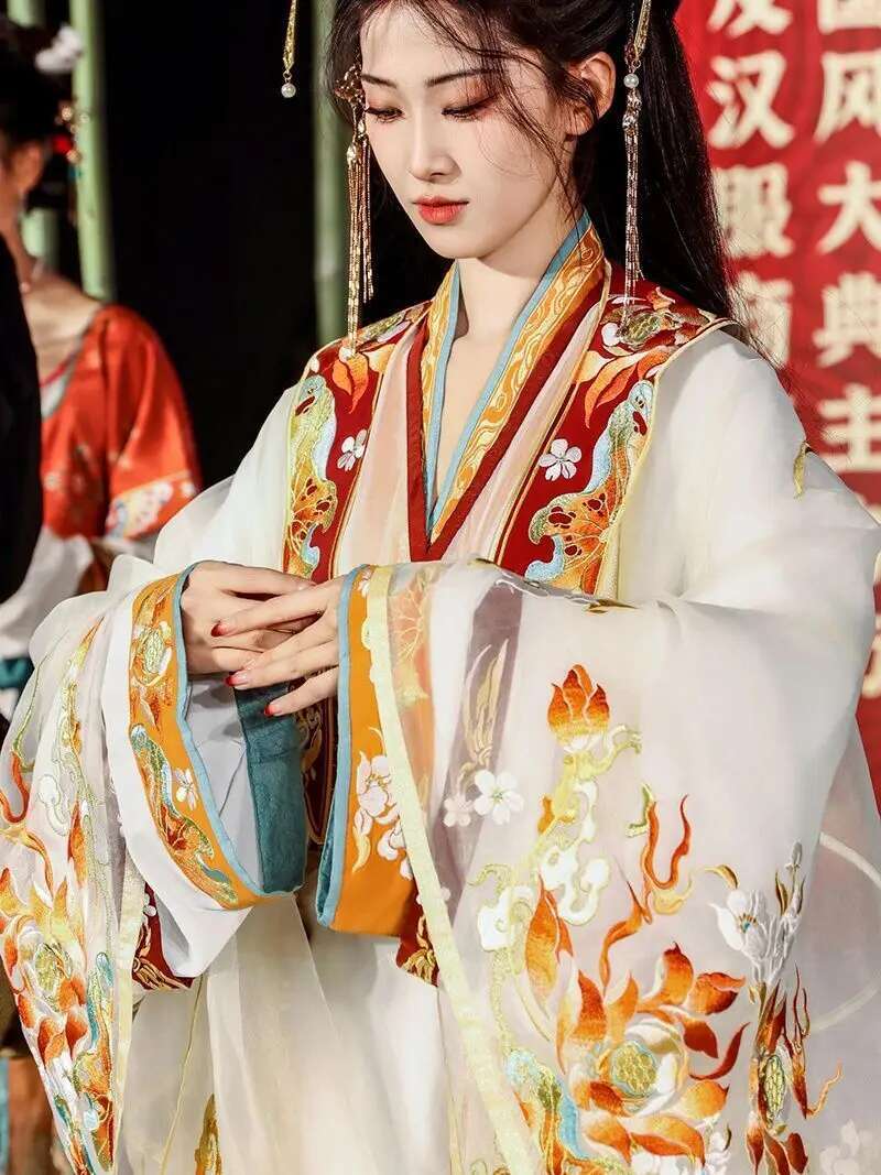 2026 Wei Jin Chun Xie Lian Pri - đánh giá và giá Embroidery Craft