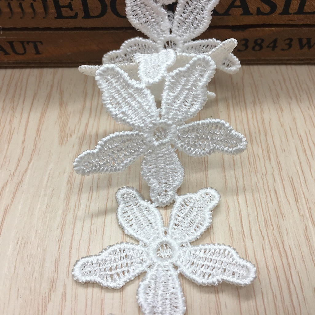 Embroidered Five-leaf Flower O - đánh giá và giá Lace Ribbon Trim