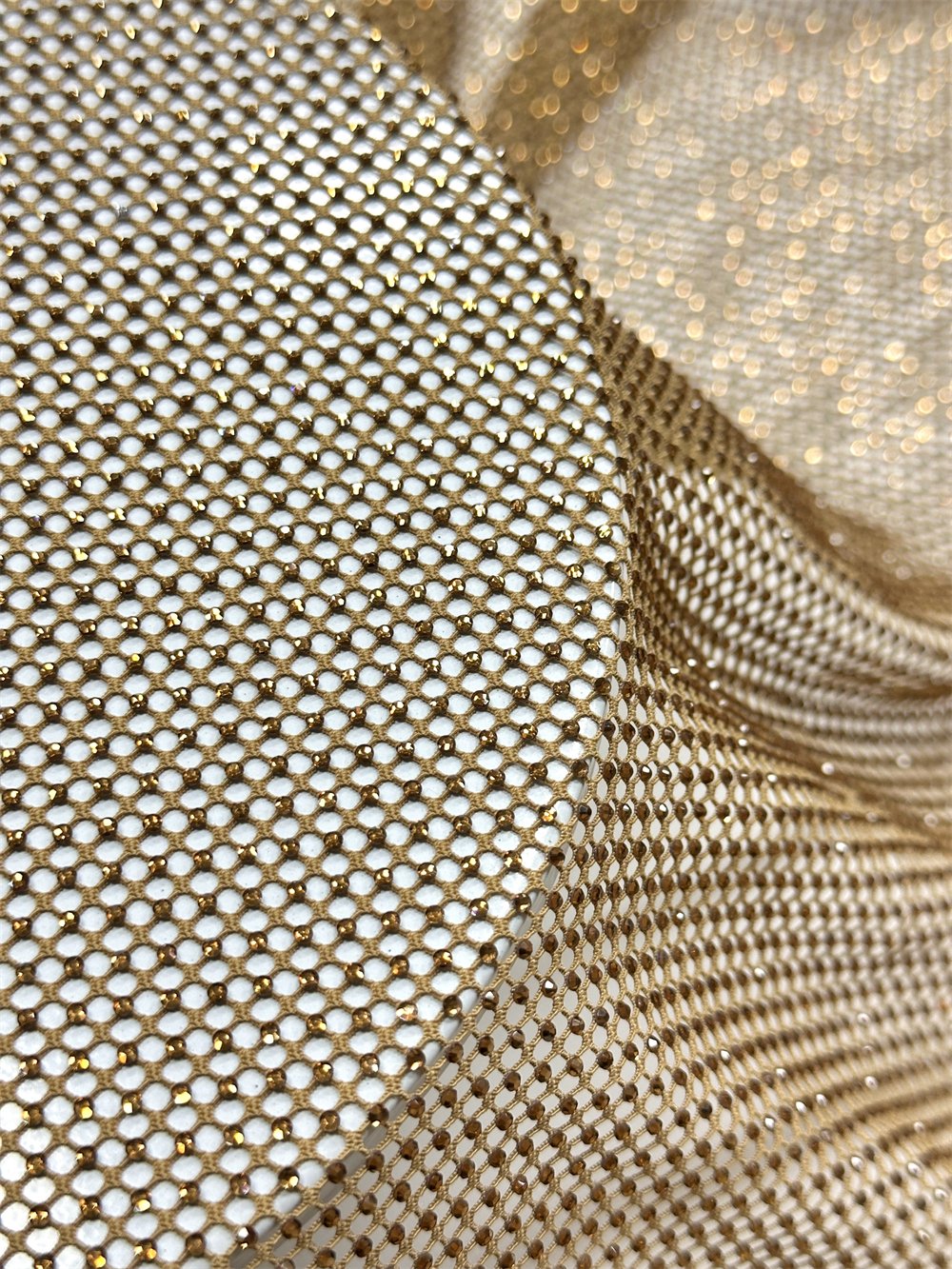 Exquisite Rhinestones Mesh diy - đánh giá và giá Crystal Mesh Fabric